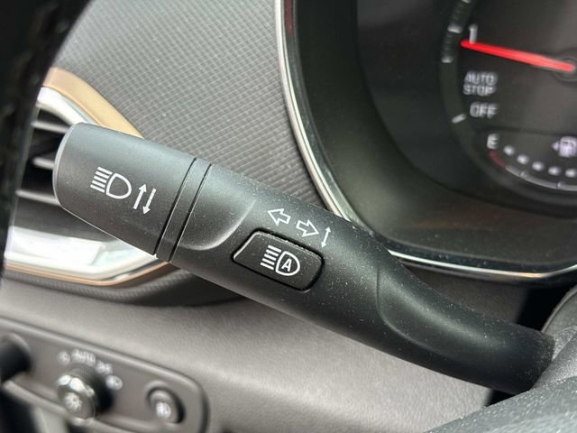 Used 2023 Chevrolet TrailBlazer ACTIV w/ Sun and Liftgate Package image 28