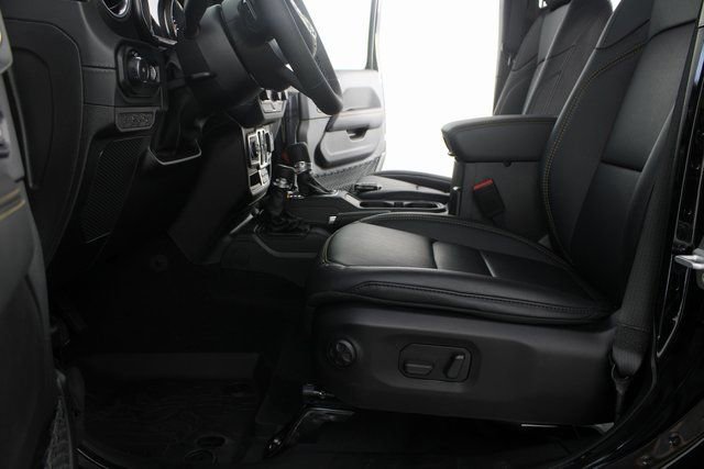 New 2026 Jeep Wrangler Sahara AWD/4WD image 15
