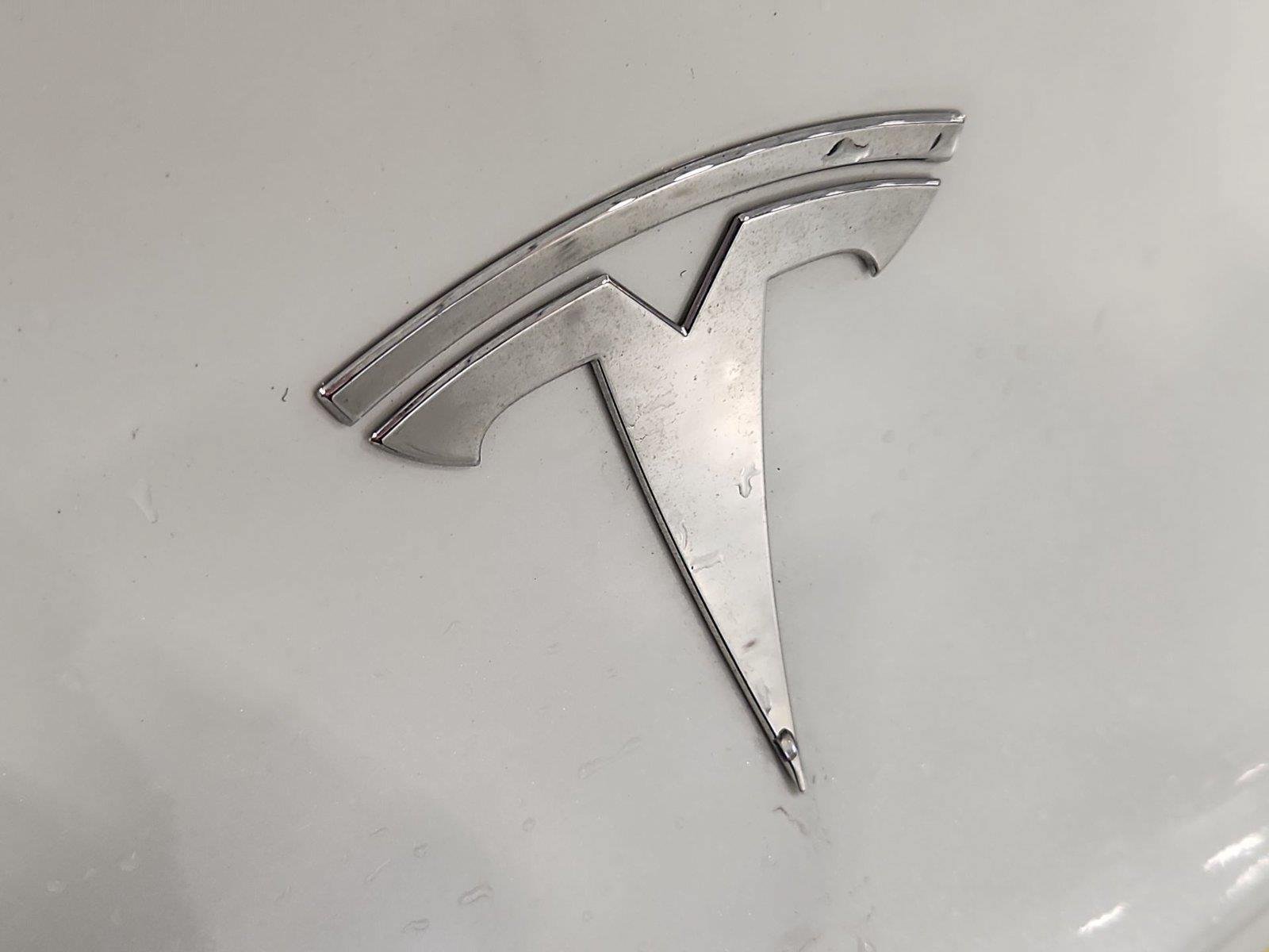 Used 2021 Tesla Model Y Long Range AWD/4WD image 30