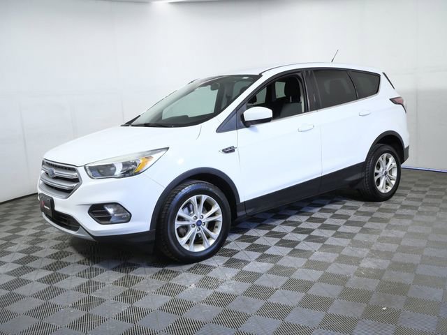 Used 2017 Ford Escape SE FWD image 5