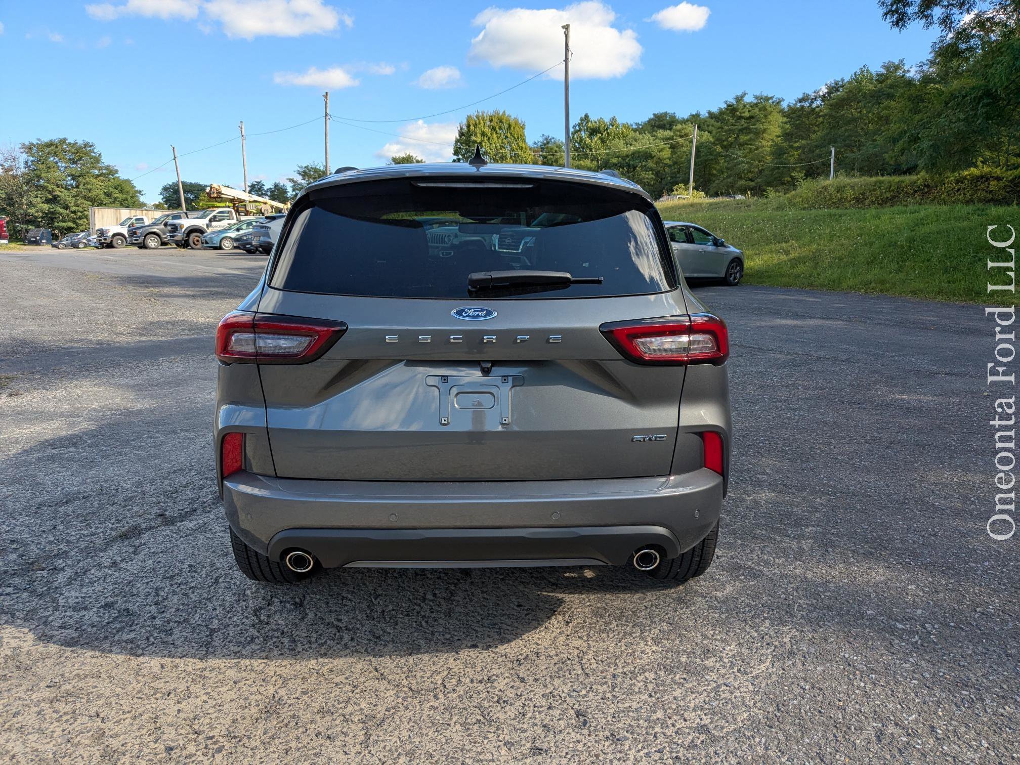 New 2025 Ford Escape ST-Line Elite image 4