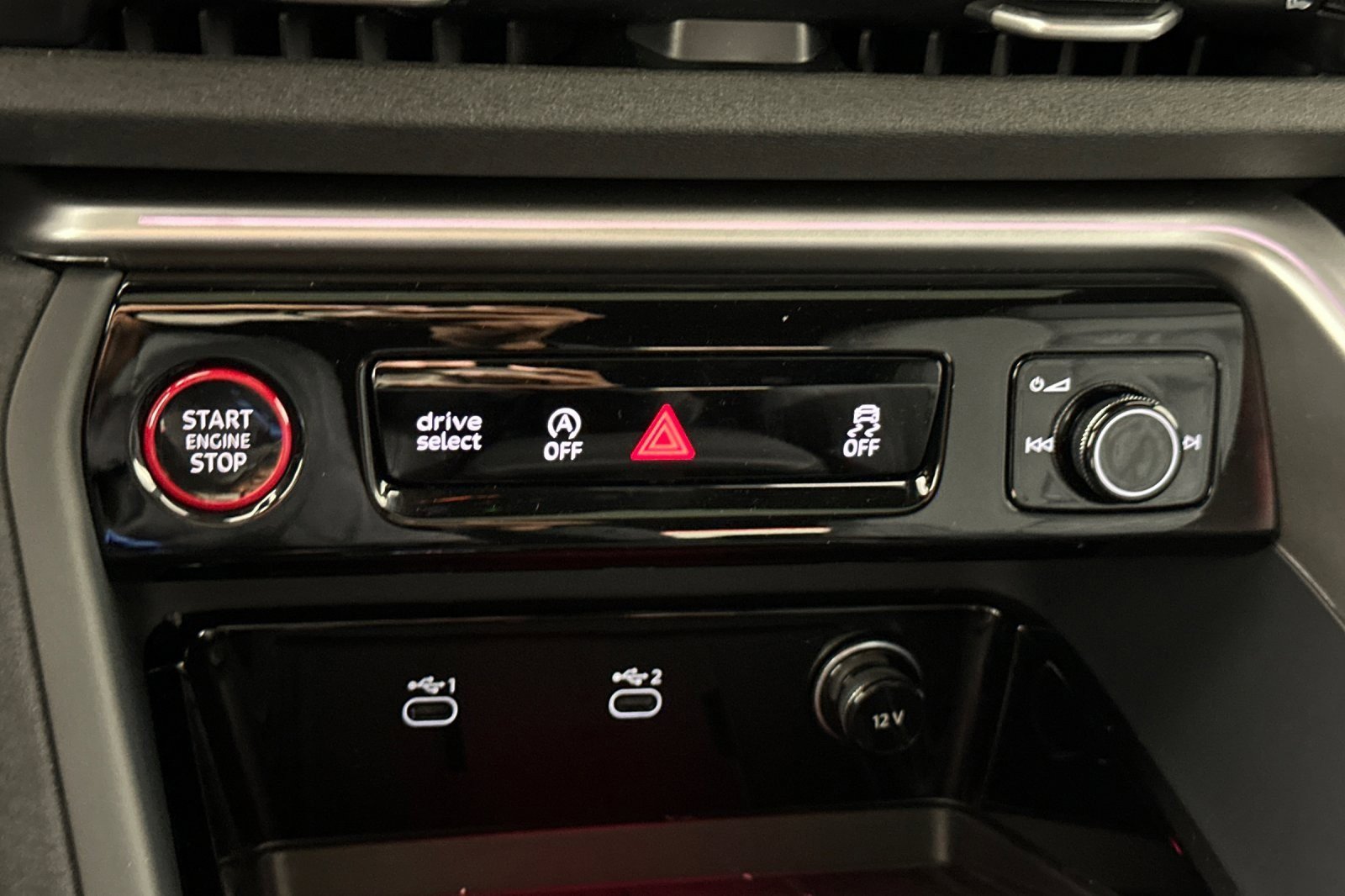 New 2026 Audi SQ5 Premium Plus image 20