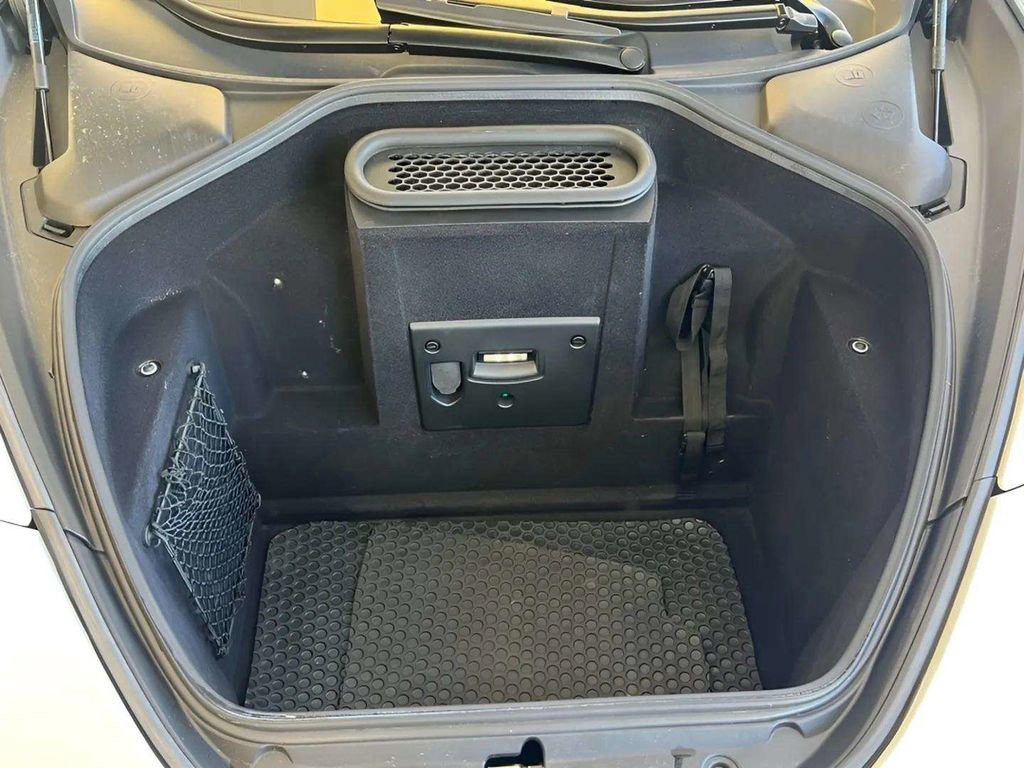 Used 2018 McLaren 720S Performance RWD image 17