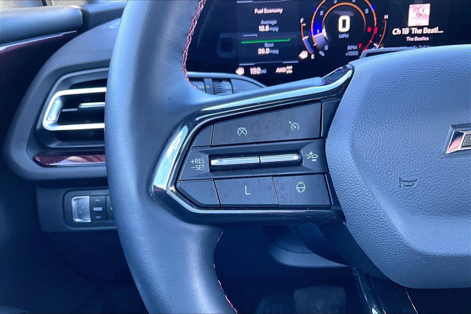 Used 2024 Chevrolet Traverse RS w/ LPO, Floor Liner Package image 19