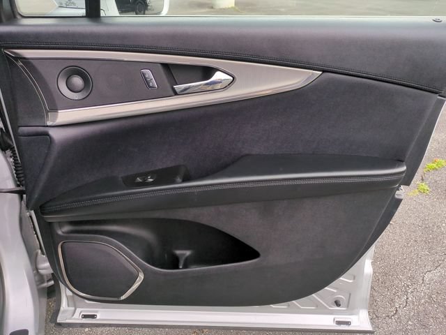 Used 2016 Lincoln MKX Reserve FWD image 33