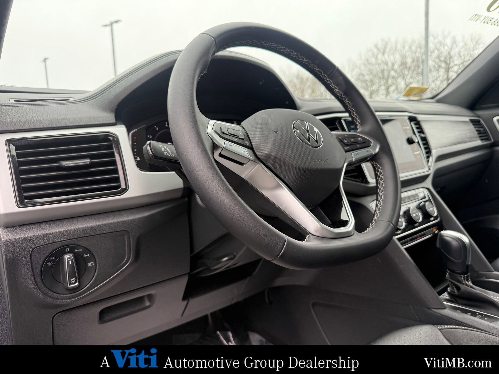 Used 2023 Volkswagen Atlas Cross Sport SE w/ Panoramic Sunroof Package image 17