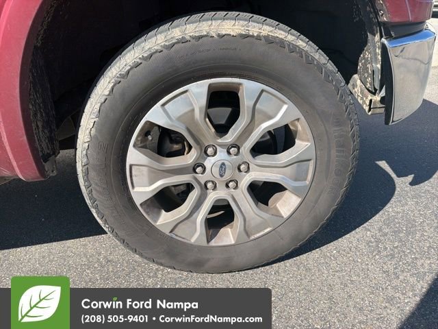 Used 2016 Ford F150 Platinum w/ Equipment Group 701A Luxury image 11