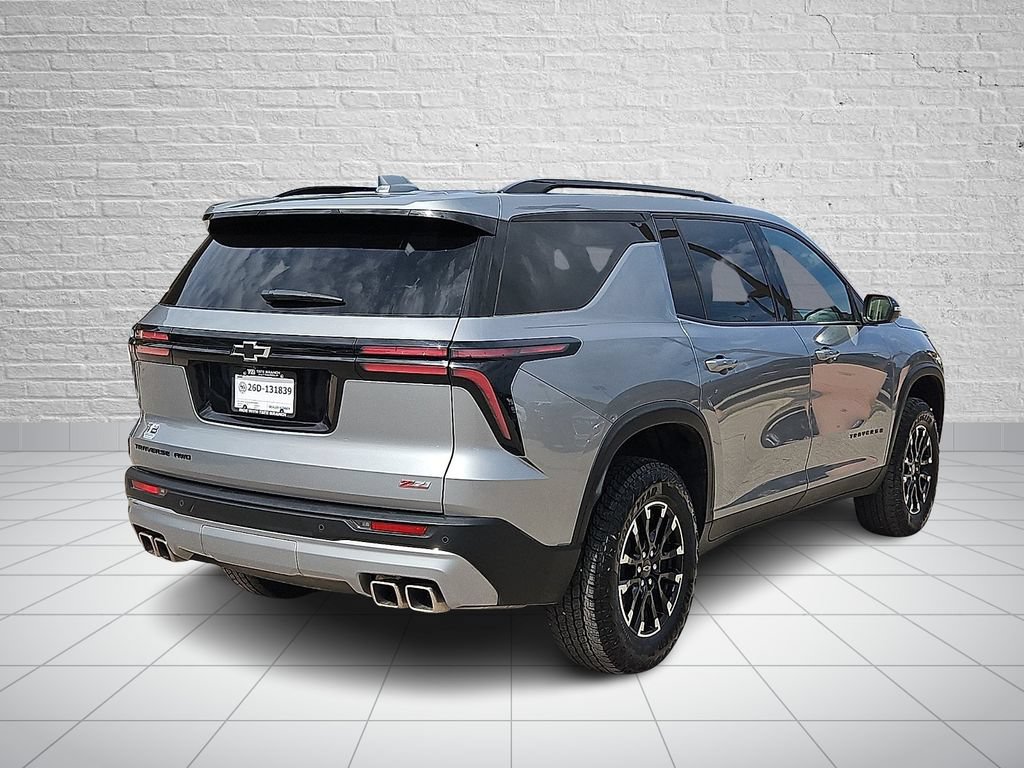 Used 2025 Chevrolet Traverse Z71 AWD/4WD image 4