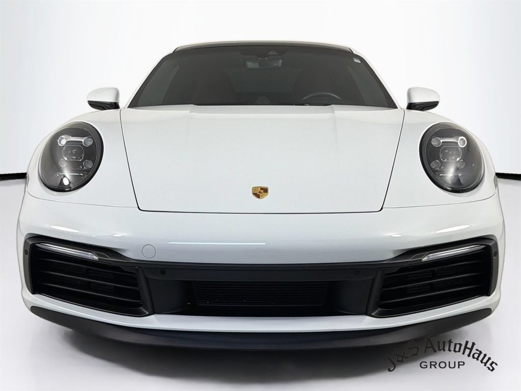 Used 2020 Porsche 911 Carrera S RWD image 2