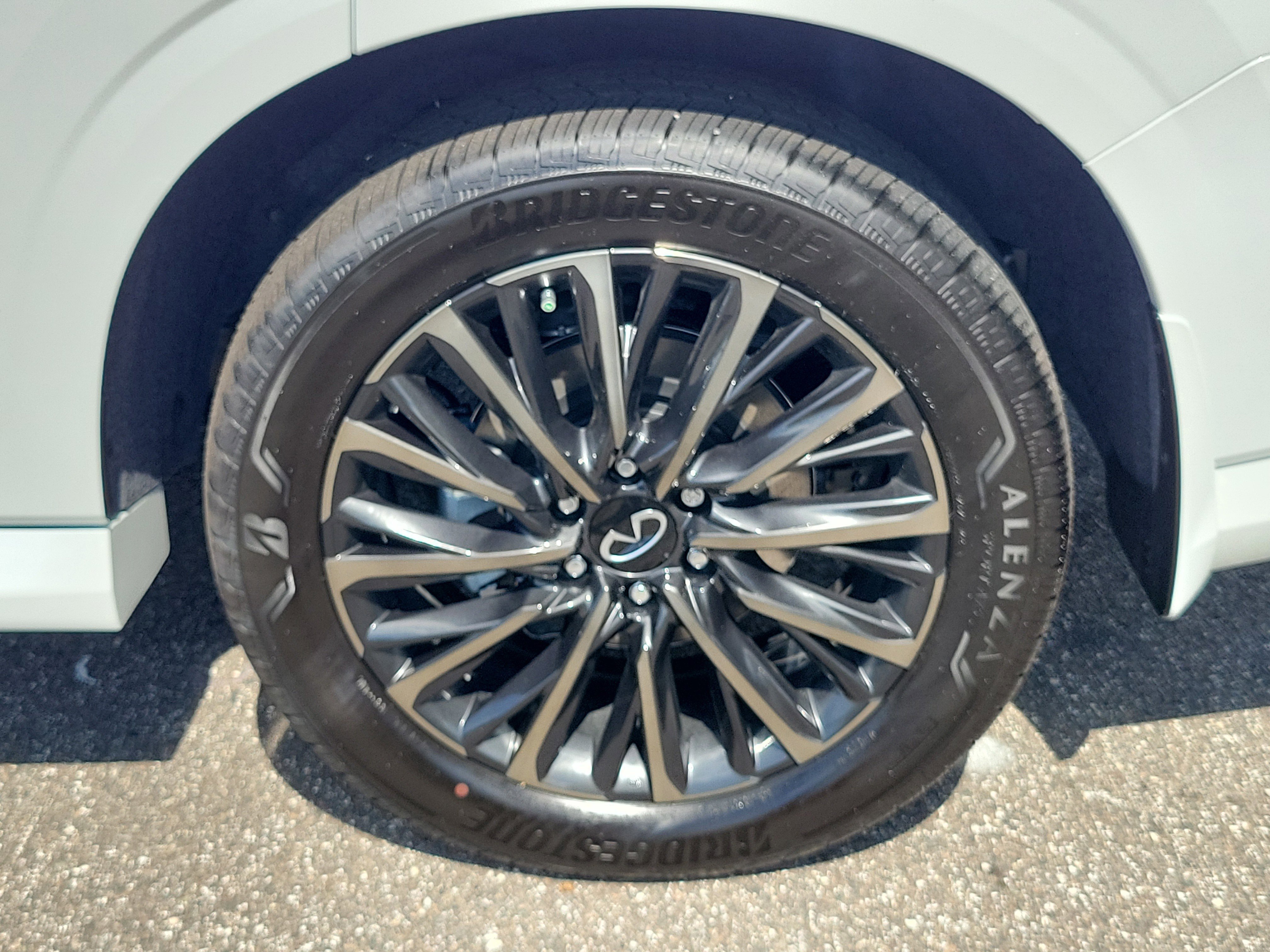 New 2026 INFINITI QX80 Autograph image 5