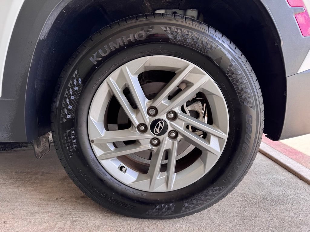 Certified 2025 Hyundai Tucson SE FWD image 23