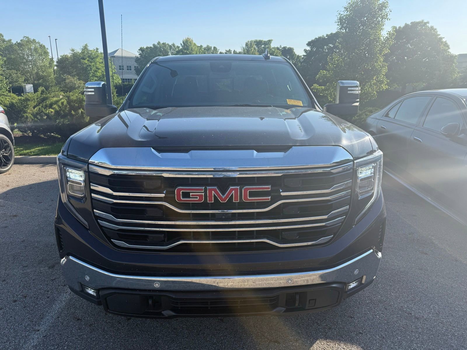 Used 2024 GMC Sierra 1500 SLT w/ SLT Premium Plus Package AWD/4WD image 2