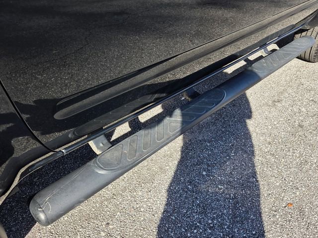 Used 2021 Nissan Frontier SV w/ Midnight Edition Floor Mats image 9