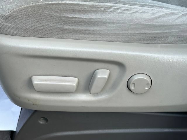 Used 2015 Toyota Sienna LE FWD image 23