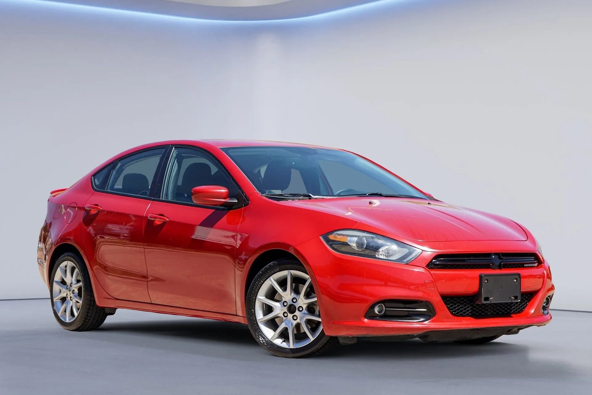 Used 2013 Dodge Dart SXT image 1
