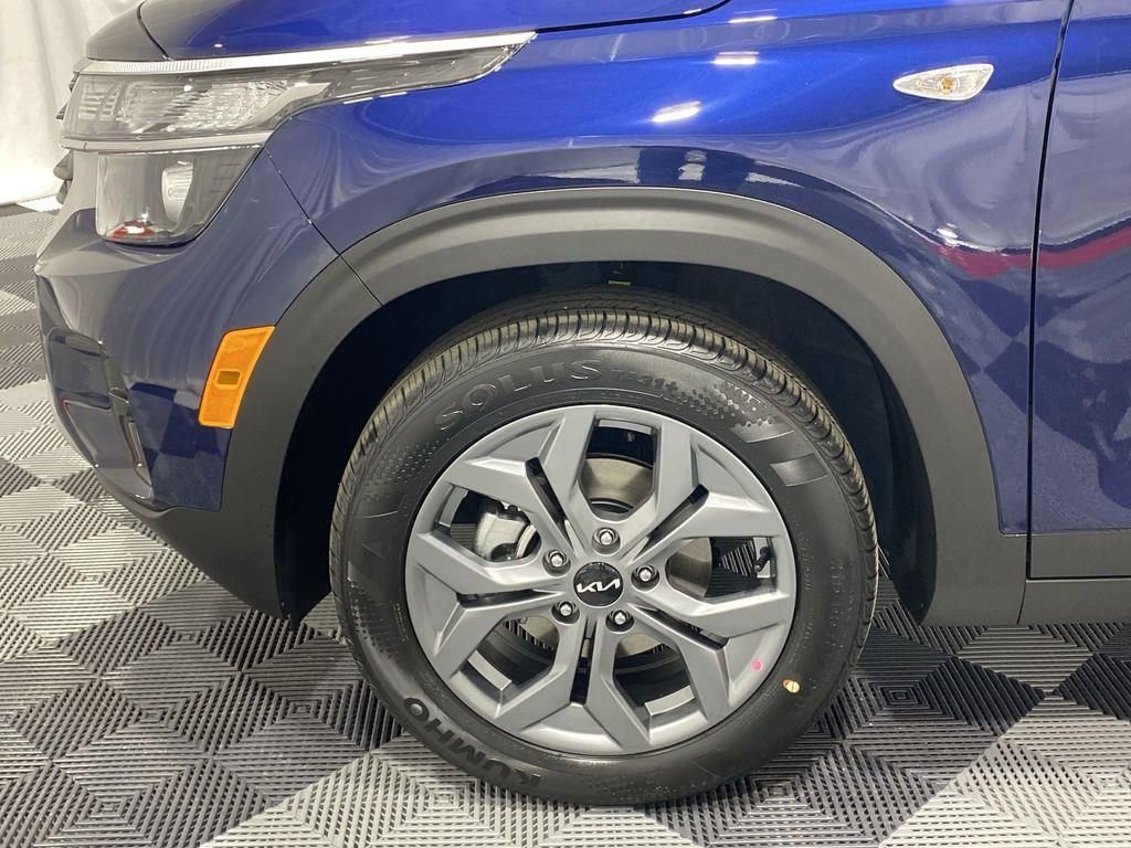 New 2026 Kia Seltos LX image 17