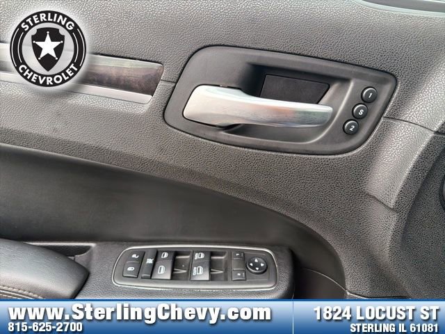 Used 2019 Chrysler 300 Limited image 16