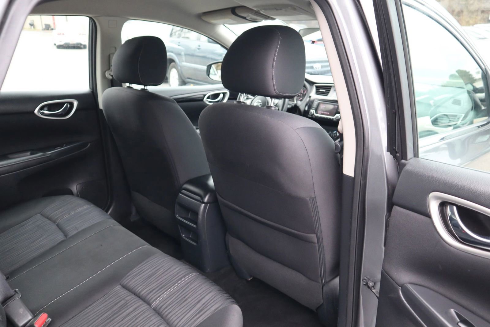 Used 2017 Nissan Sentra SV image 18