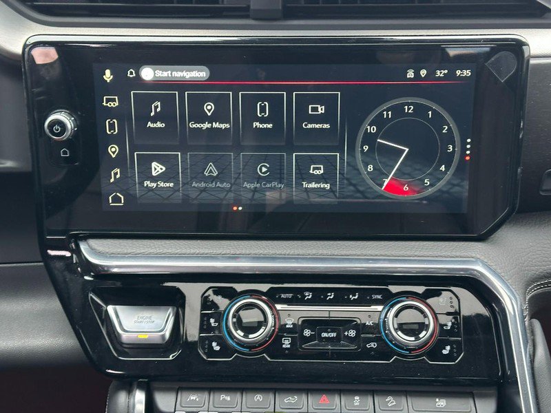 Used 2024 GMC Sierra 1500 Denali w/ Denali Reserve Package image 15