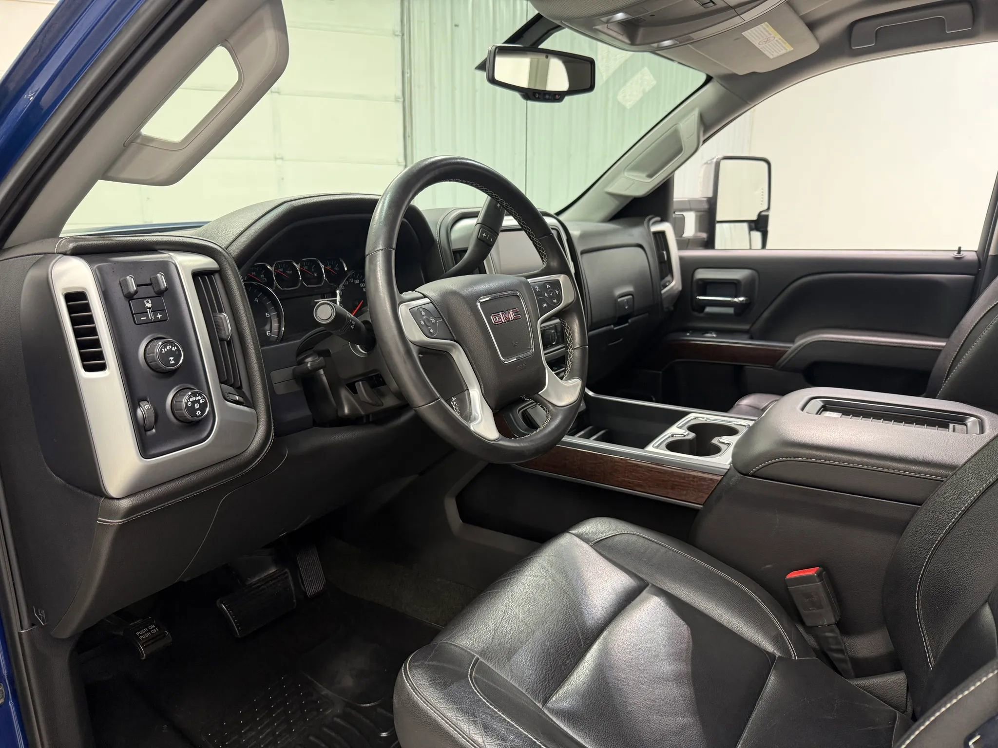 Used 2017 GMC Sierra 3500 SLT AWD/4WD image 12