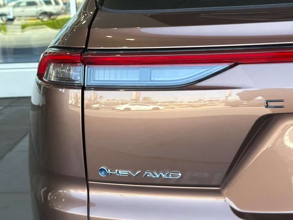 Certified 2025 Toyota Crown Signia AWD/4WD image 11