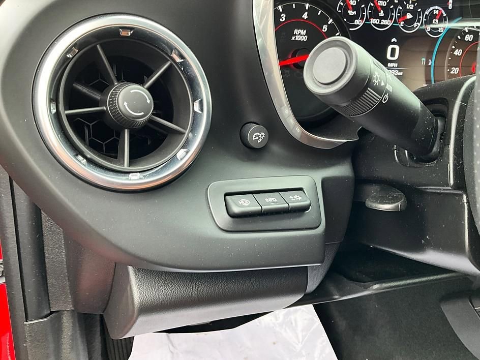 Used 2017 Chevrolet Camaro SS image 17