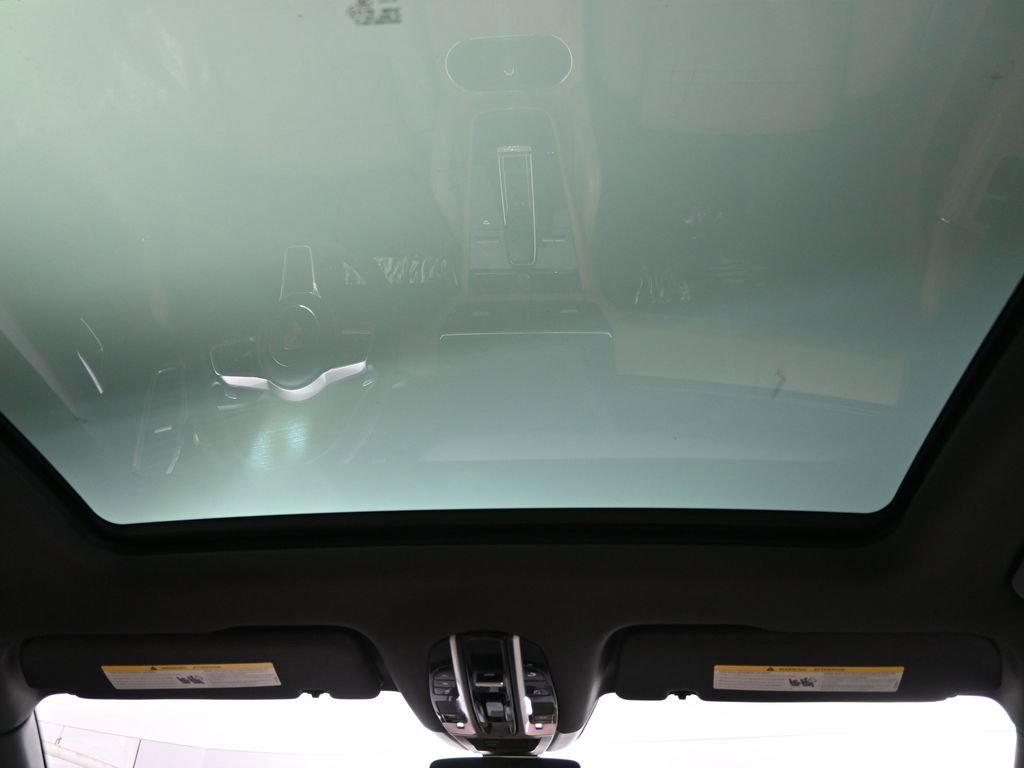 Used 2019 Porsche Cayenne image 27