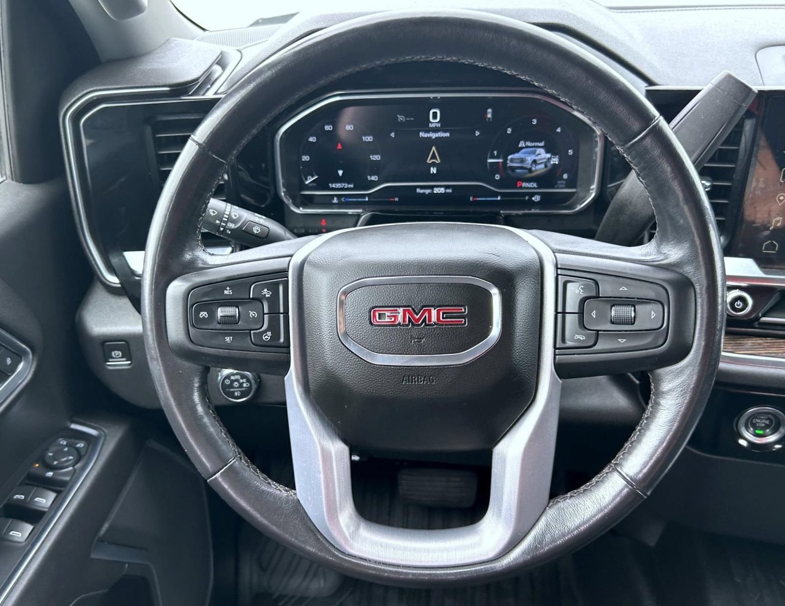 Certified 2022 GMC Sierra 1500 Elevation w/ LPO, Elevation Black Package AWD/4WD image 12