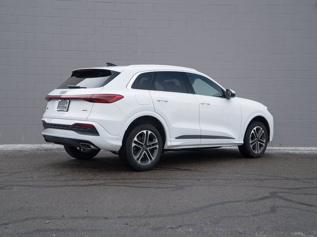 Certified 2025 Audi Q5 2.0T Premium w/ Convenience Package image 7