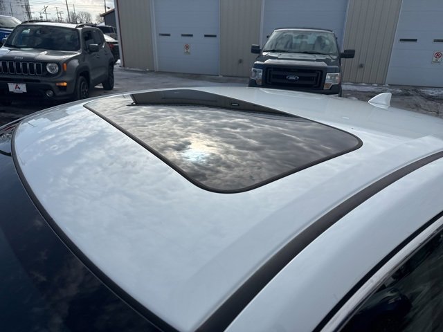 Used 2018 Honda Civic EX-T image 9