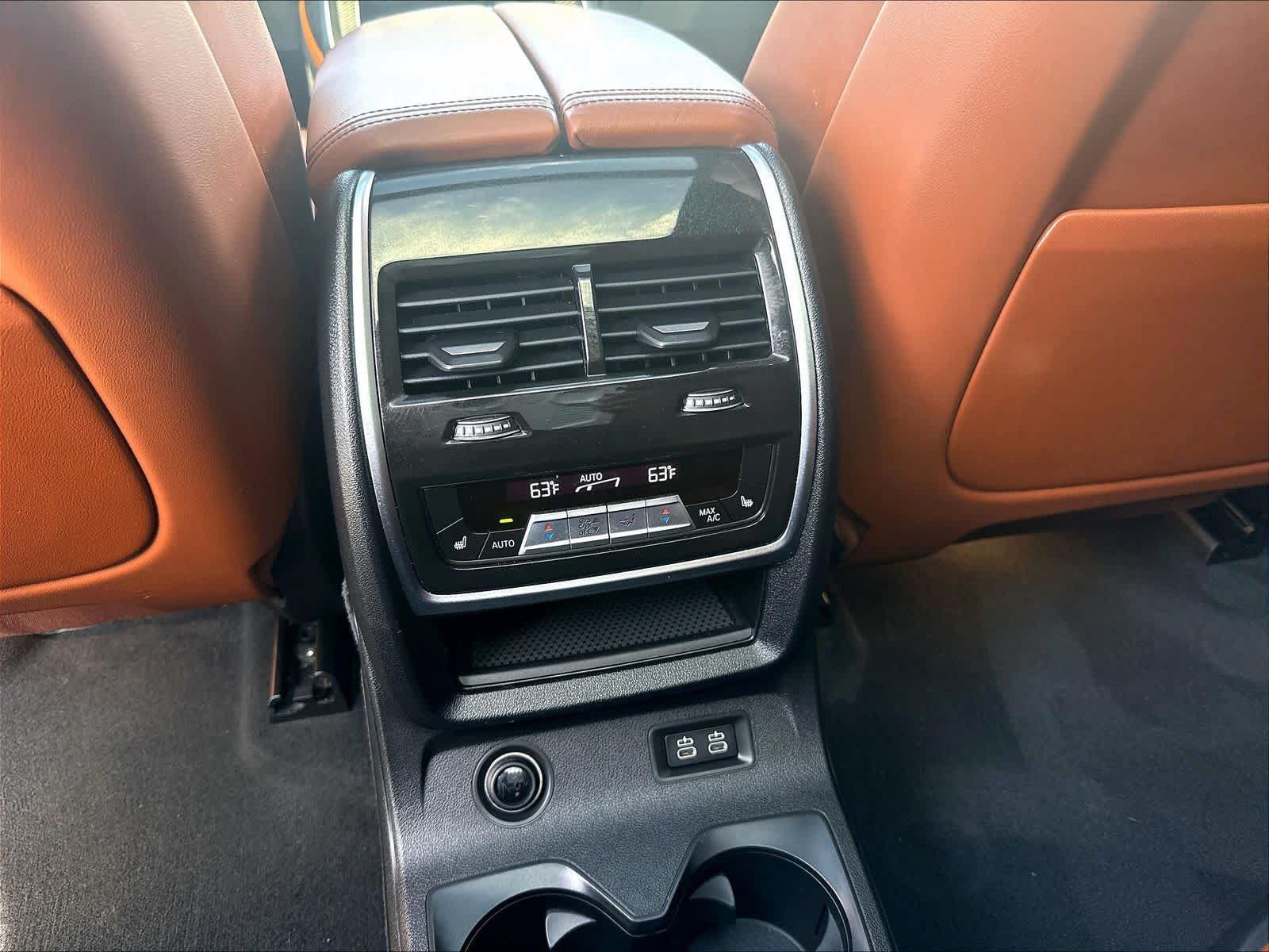 Used 2024 BMW X7 M60i w/ Executive Package AWD/4WD image 13