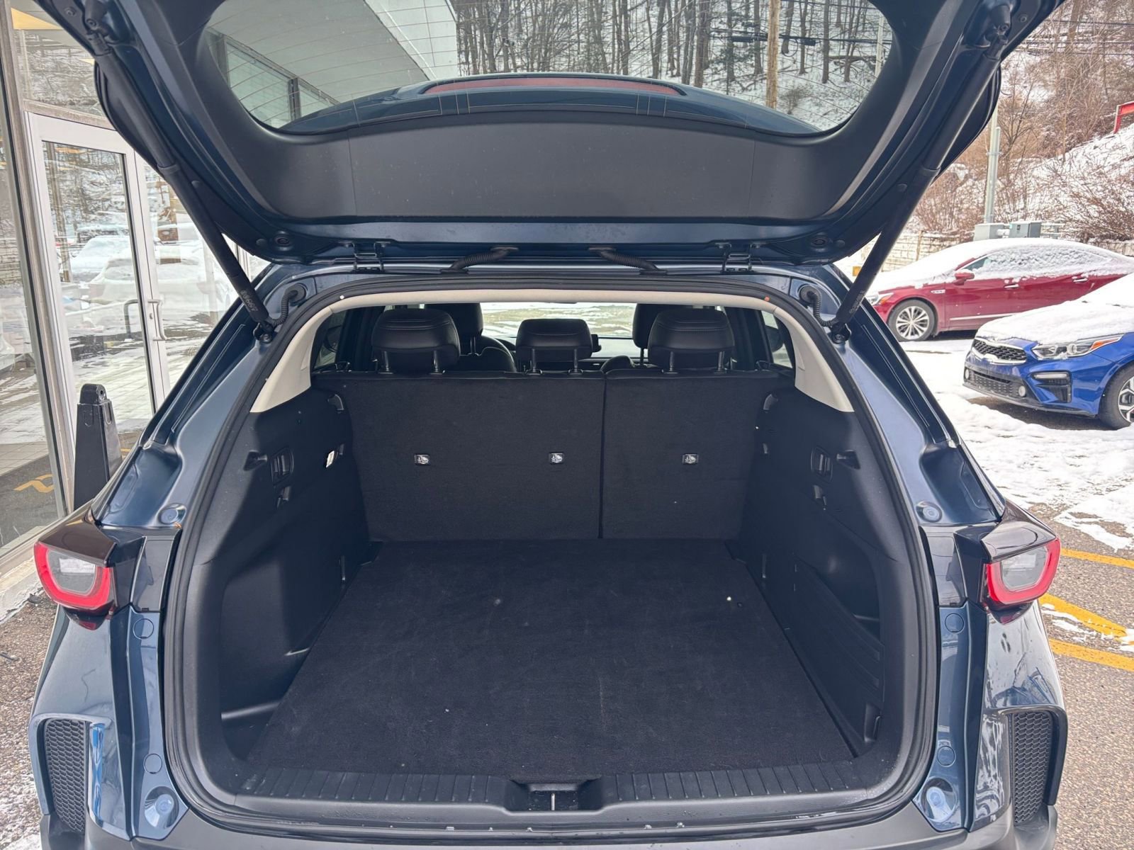 Used 2025 MAZDA CX-50 2.5 Hybrid w/ Premium Plus Pkg image 33