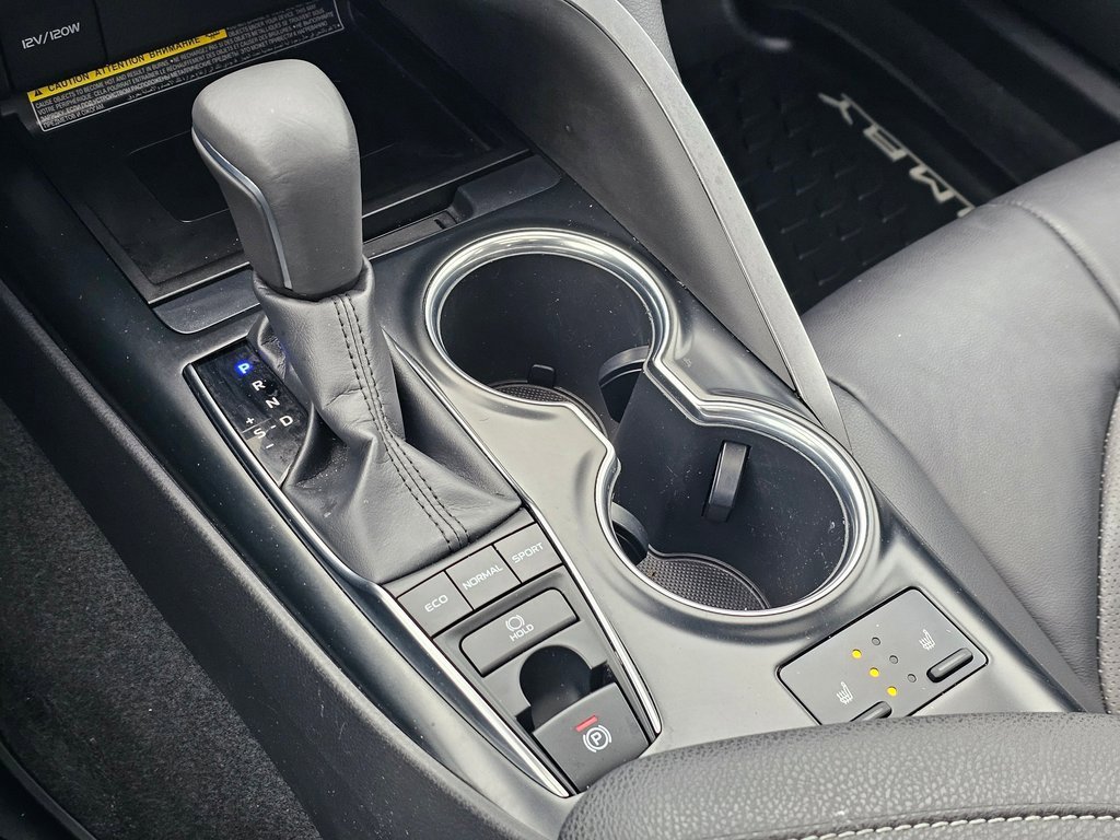 Used 2019 Toyota Camry XSE image 19