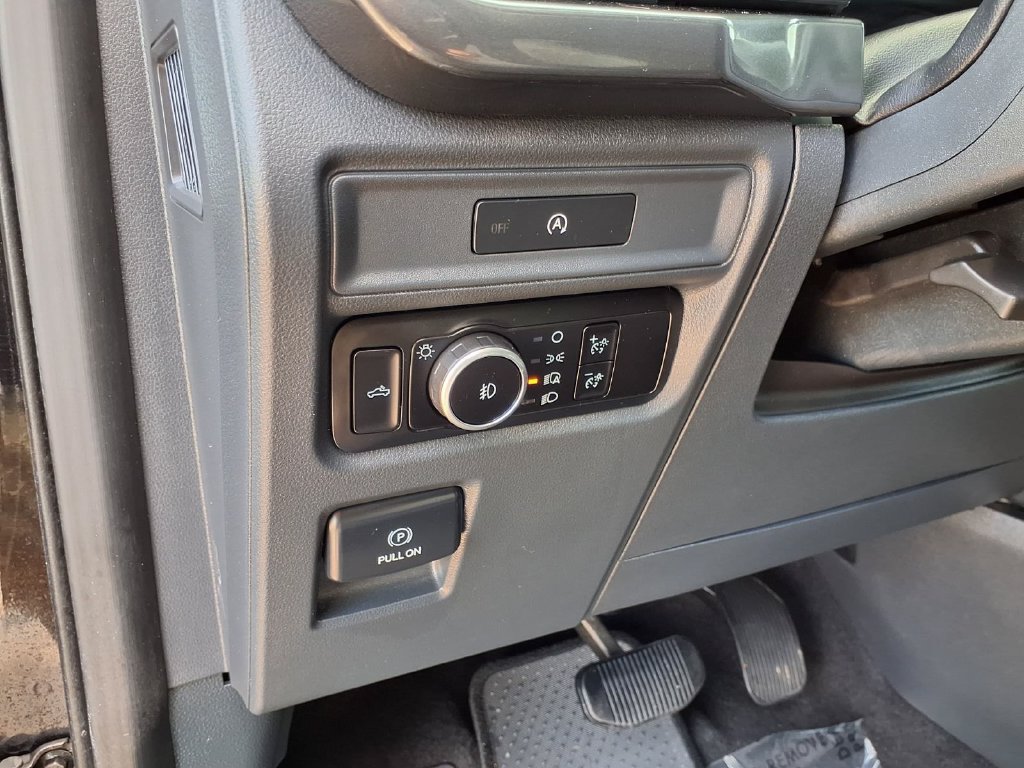 Used 2025 Ford F150 STX w/ Equipment Group 200A RWD image 22