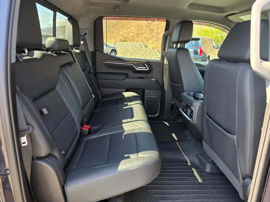 Certified 2023 GMC Sierra 1500 SLT w/ SLT Convenience Package image 27