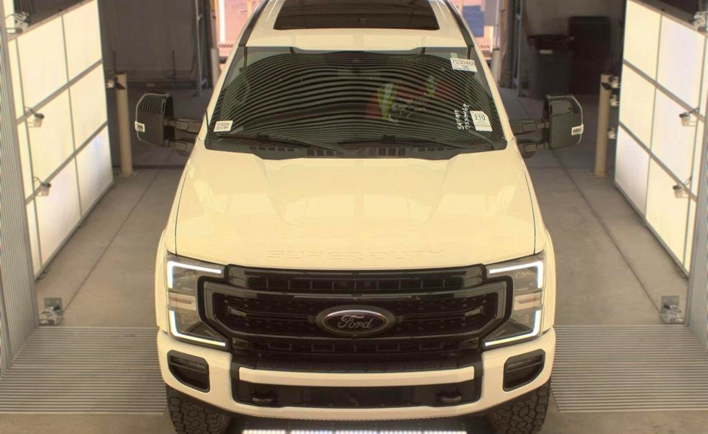 Used 2020 Ford F250 Lariat AWD/4WD image 2