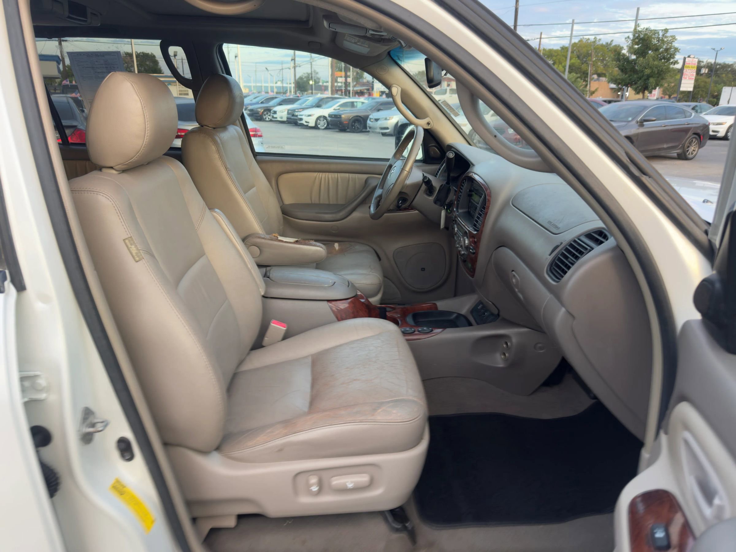 Used 2007 Toyota Sequoia Limited image 10