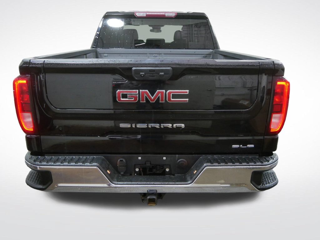 Used 2022 GMC Sierra 1500 SLE AWD/4WD image 4