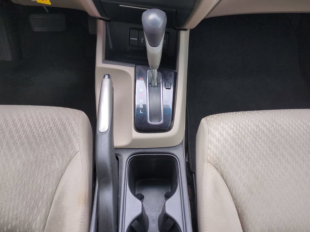 Used 2015 Honda Civic SE image 21