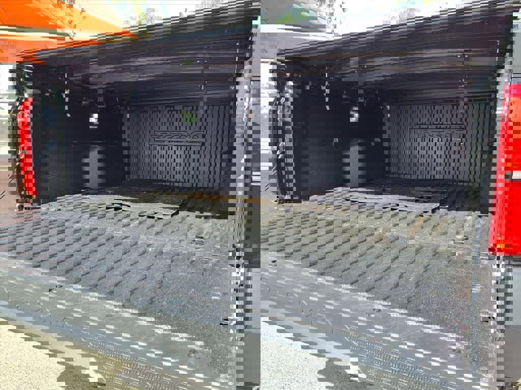 Certified 2025 Toyota Tacoma SR image 6