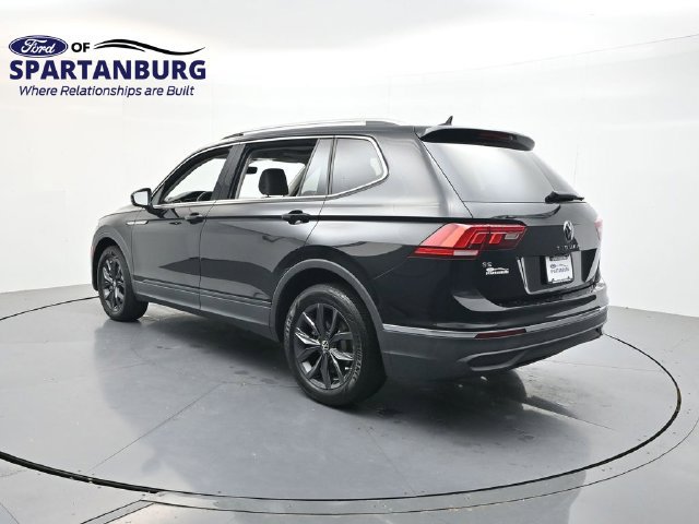 Used 2023 Volkswagen Tiguan SE FWD image 5