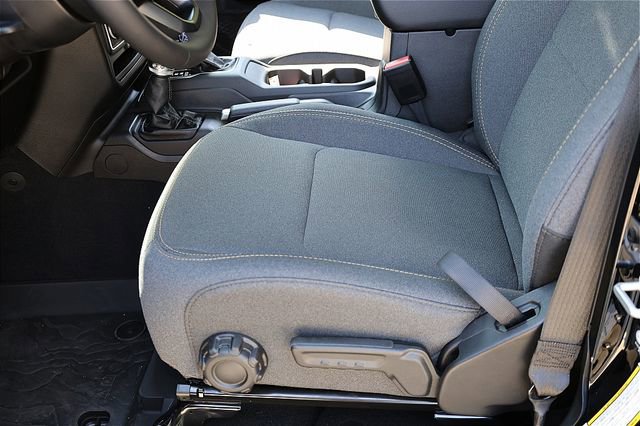 New 2025 Jeep Gladiator Sport image 16