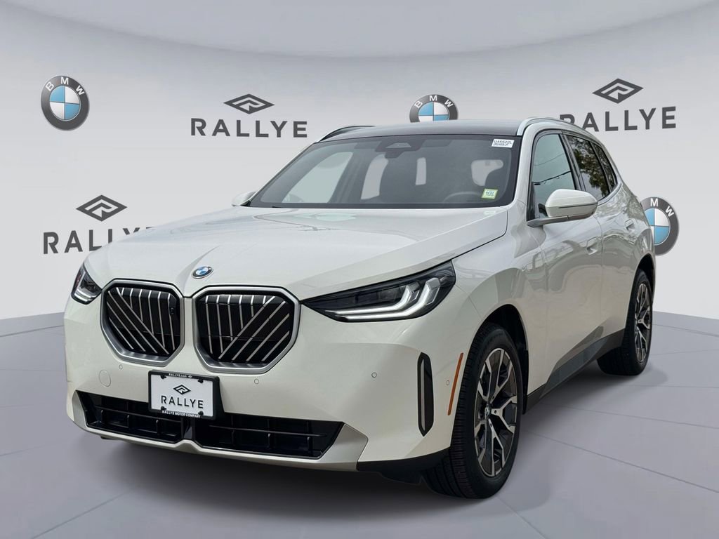 Certified 2025 BMW X3 xDrive30 w/ Premium Package AWD/4WD image 3