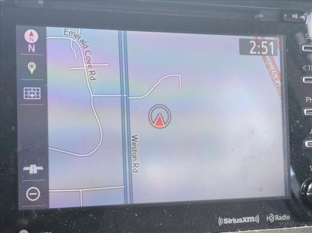 Used 2019 Toyota Sienna XLE w/ XLE Navigation Package FWD image 11