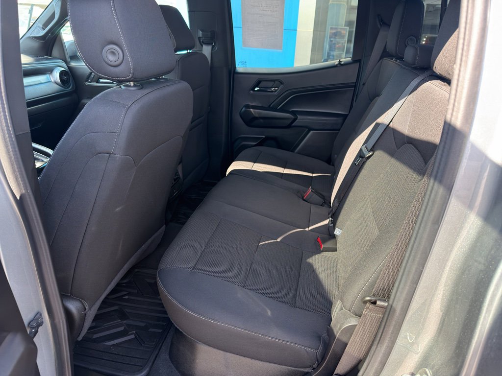 Used 2024 Chevrolet Colorado LT w/ LT Convenience Package II image 10