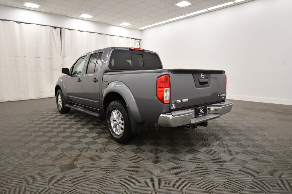 Used 2017 Nissan Frontier SV AWD/4WD image 5