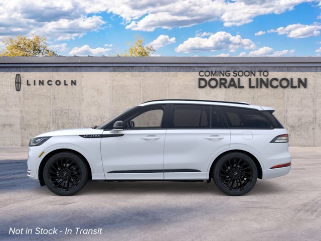 New 2026 Lincoln Aviator Reserve w/ Jet Appearance Package RWD image 3
