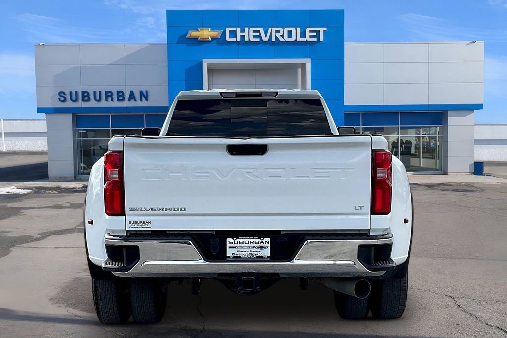 Used 2022 Chevrolet Silverado 3500 LT w/ Convenience Package image 4