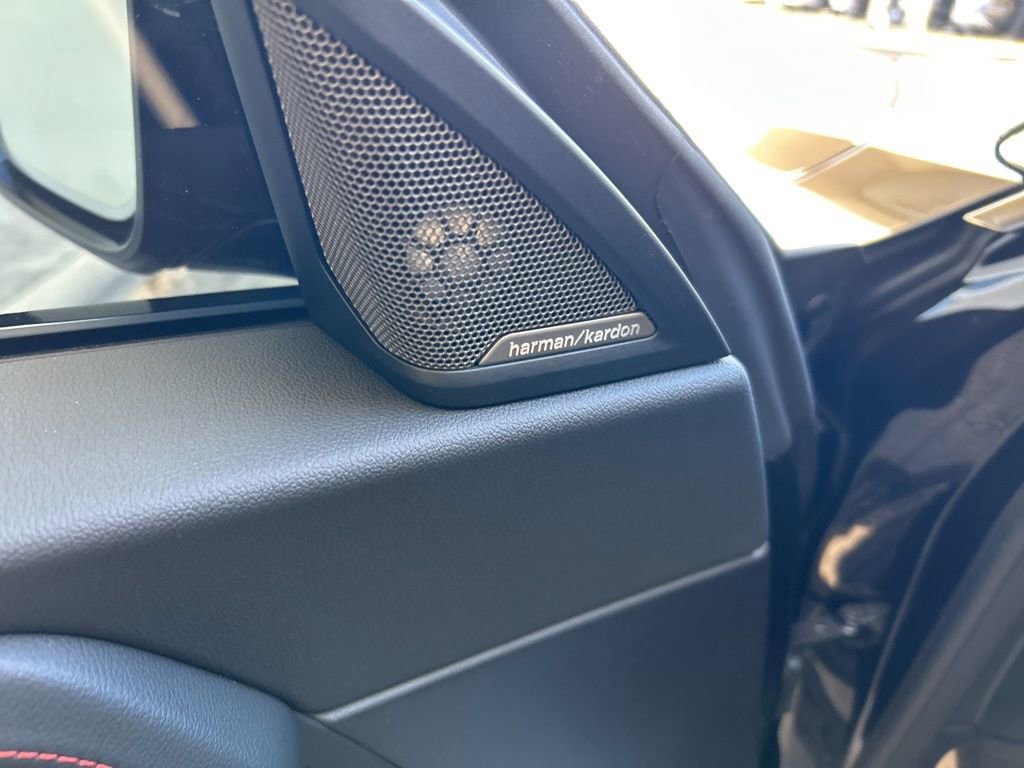 Used 2025 BMW M2 w/ Lighting Package image 39