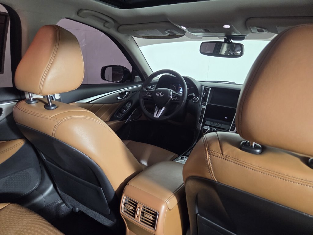 Used 2023 INFINITI Q50 Luxe w/ Cargo Package RWD image 31